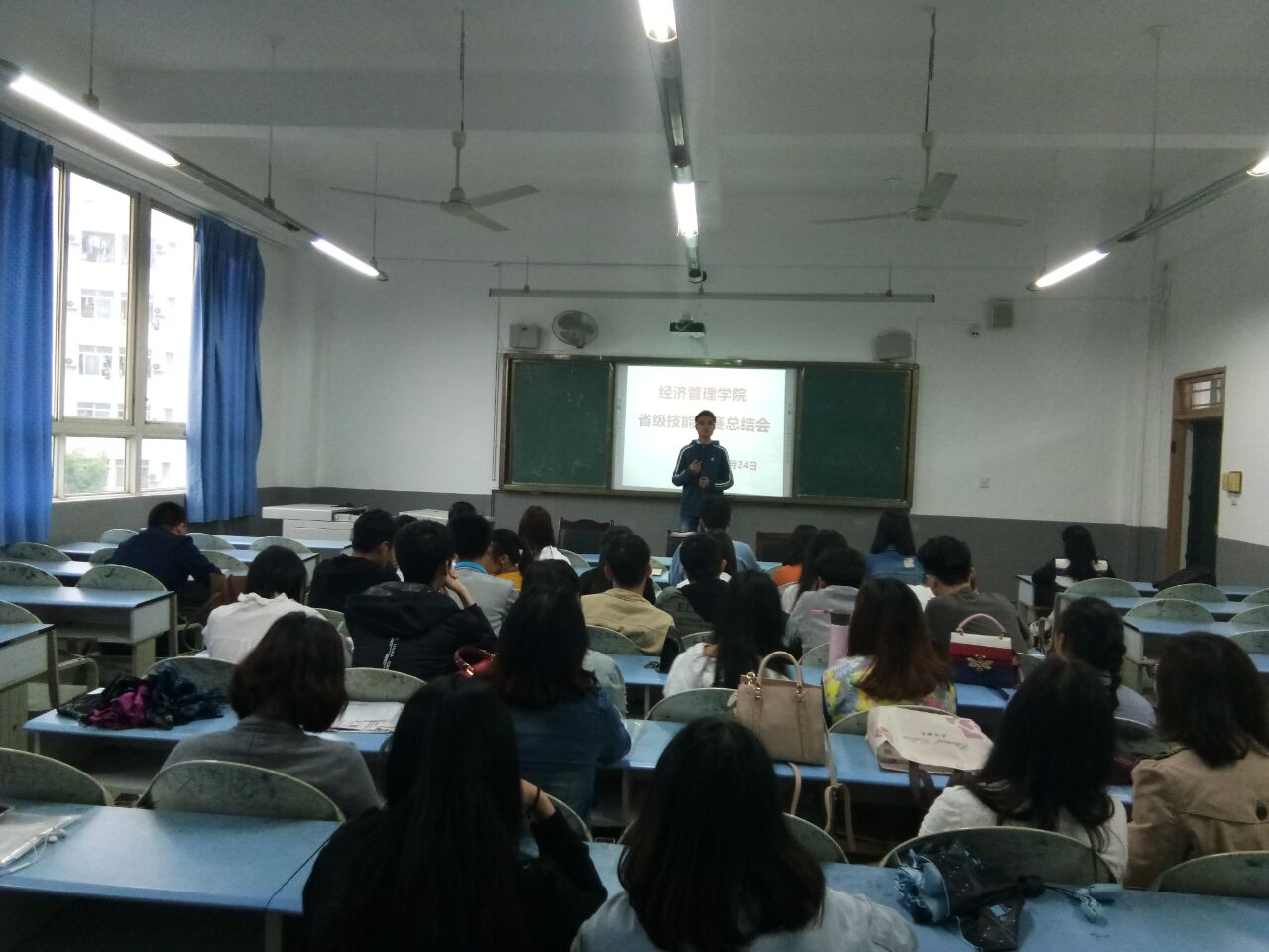 F1ADEEBC77A1A30F4CD3EE92855F9675